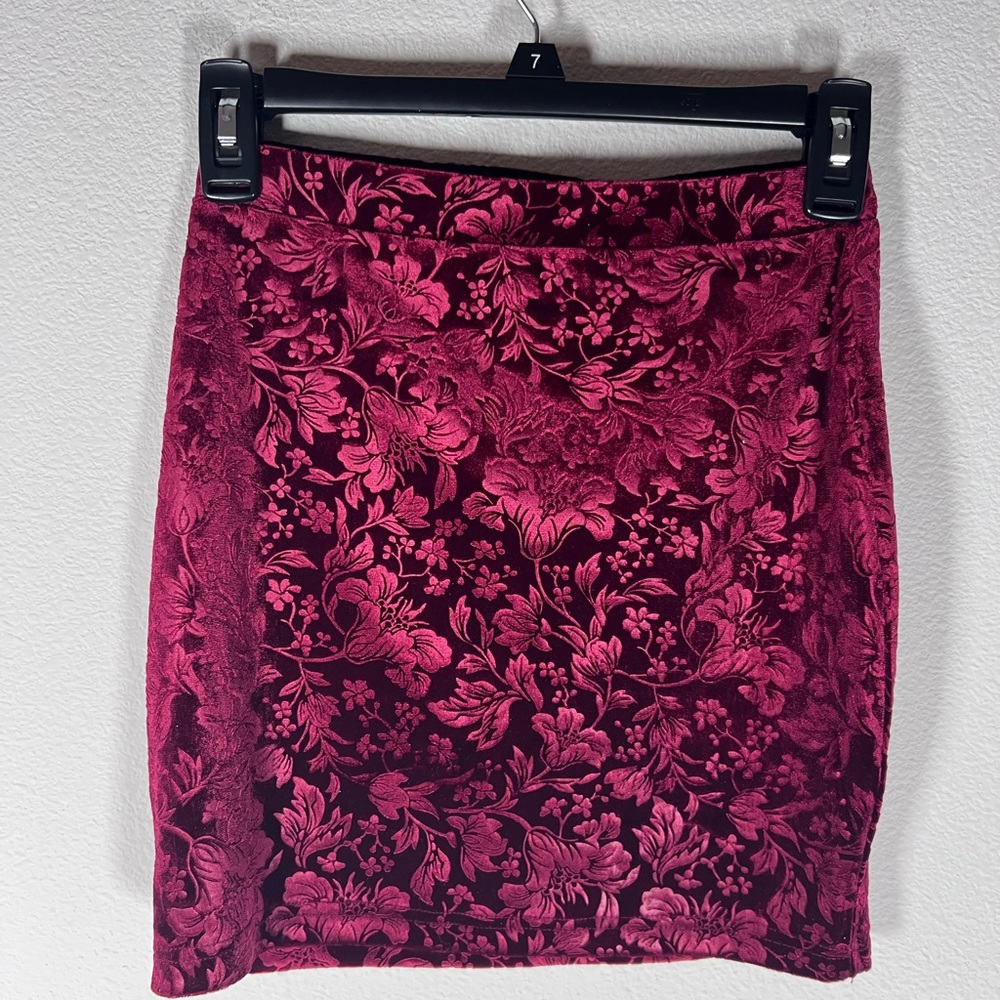 SHEIN Floral Velvet Skirt Size XS